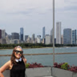 Meet your Posher, Claudia